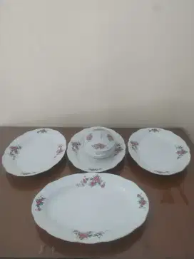 Piring Lodor Besar