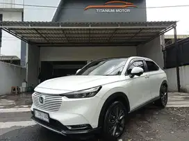 KM 12rb ANTIK Honda HRV SE Panoramic White 2023