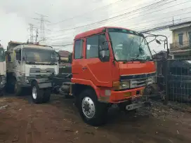 Truk 4x4 Mitsubishi Fuso 6ban th1999 bak arm roll