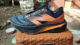 New Balance SC Elite V4
