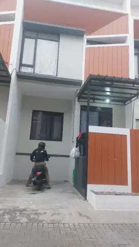 Overkredit Rumah 2 Lantai 3KT 2KM, KOTA BANDUNG