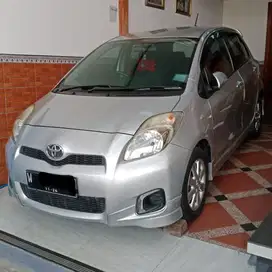 Toyota Yaris 1.5 E AT 2012