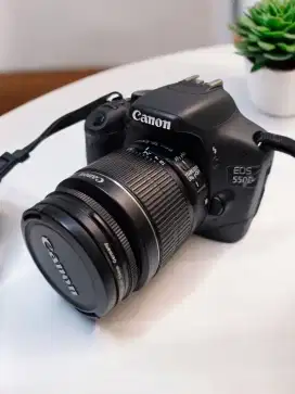 Kamera DLSR CANON EOS 550D + Lensa CANON Kit 18-55 mm IS II