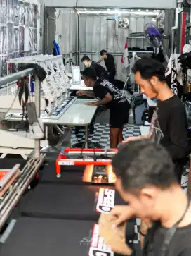 Penjahit jaket konveksi