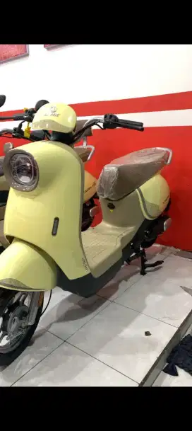 SEPEDA LISTRIK TERBARU EXOTIC VARILUX PRO 5JUTAAN BISA KREDIT TANPA DP