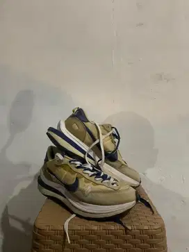 Dijual sepatu nike waffle