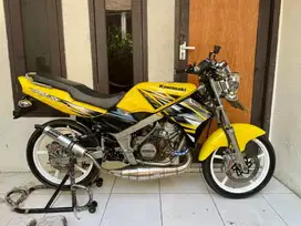 Kawasaki Ninja R 2013 Asli warna Biru convert Ninja SS kuning