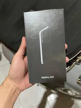 Neww segel resmi samsung S25 12/256gb