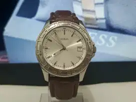 Jam Tangan Wanita Guess Steel