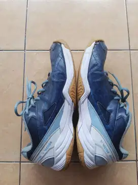 Sepatu badminton Victor