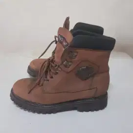 Sepatu Boots Harley Davidson produk impor