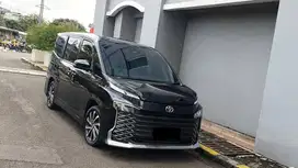 Toyota Voxy 2.0 CVT TSS Camera360 AT 2022/2023