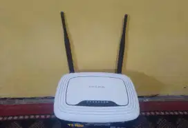 ROUTER TPLINK WR841N