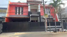 Rumah 2 Lantai di Tebet Barat - Jaksel