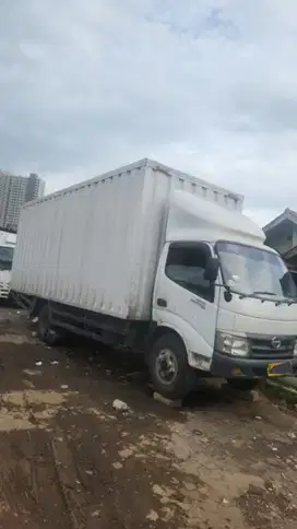 Hino HDL 2021 (Box Besi) 26 Kubik