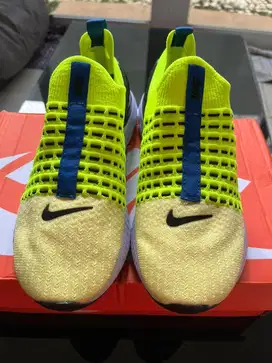 Sepatu olahraga nike phantom women