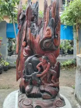 Ukiran jati asli.