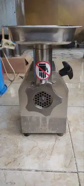 Meat Grinder penggilingan daging/bumbu dll Merk fomac
