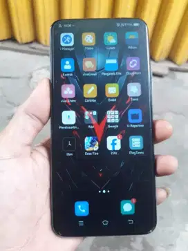 Vivo v15 8/256 refurbish