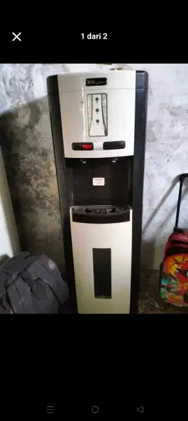 Dispenser air merk miyako