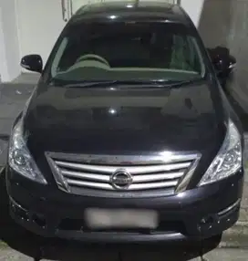 Nissan teana hitam 2013