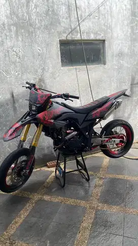 Yamaha WR 155 R 2020 nego tipis
