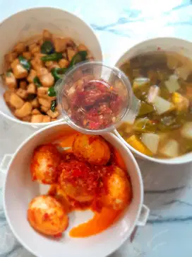 Catering rantangan harian