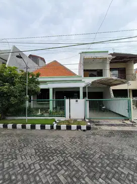 Dijual Rumah Kondisi Terawat Strategis Manyar Kartika Surabaya