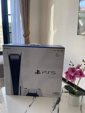 Dijual PS 5 Baru pakai 3 bulan Sudah 2 STICK