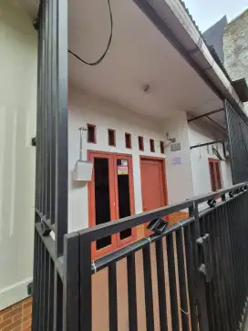 Disewakan rumah full furnish di Bintara ( belakang casa de namira)