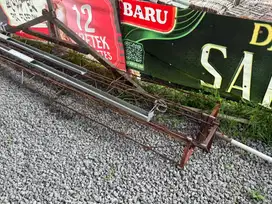 Besi tower Triangle bekas