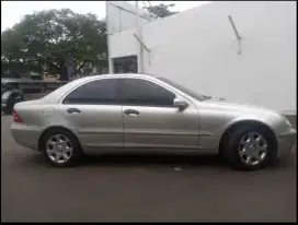 Mercy C180 Kompressor
W203