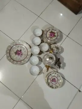 Tea set japan begitu dan segitu adanya