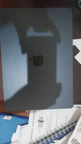 Macbook Air M2 8GB 256