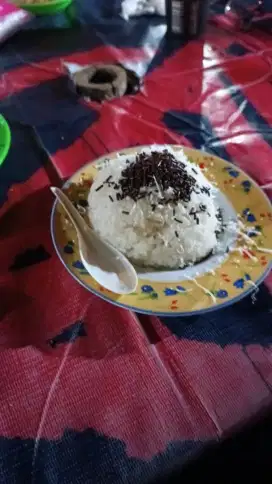 Di cari yg bisa bikin kopi semi cafe & kitchen