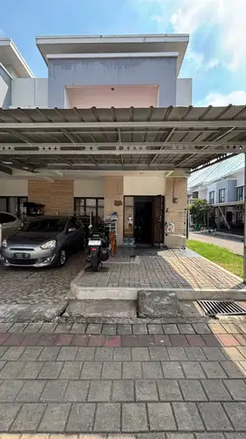 Dijual Rumah di dalam cluster Urbana Residence