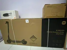 Skuter listrik. Xiaomi electric scooter 4 lite (2nd gen)