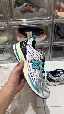 Sepatu Puma, Adidas and New Balance.