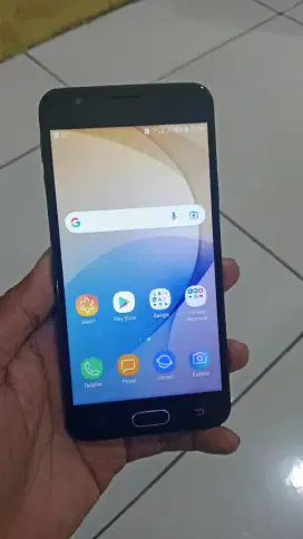 Samsung j5 prime. Ram 2/16.