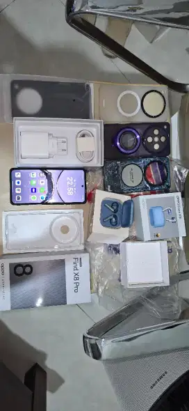 OPPO FIND X8 PRO SUPER LIKE NEW WITH EARBUDS FULLSET