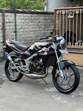 Kawasaki ninja ss 2010