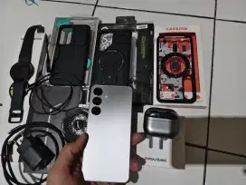 Samsung galaxy S25 12 512 Pake Komplit