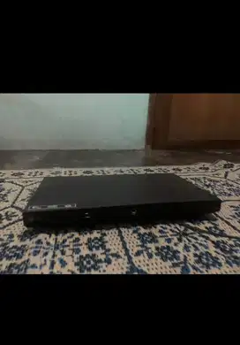 DVD PLAYER LG bekas