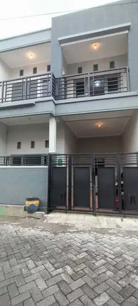 Dijual Rumah 2 Lantai Siap Huni Di Ploso Timur Surabaya