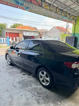 Toyota Corolla Altis 2011 Bensin