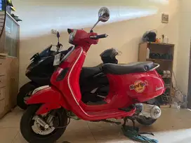 Vespa lx150ie 2012