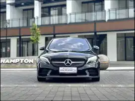 Mercedes C300 AMG Line AT 2019