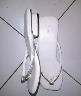 Sendal hak 3cm pake sekali