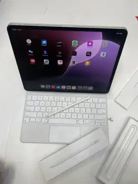 (paket murah) Ipad pro M1 12.9 512gb wifi free magic keybord pencil