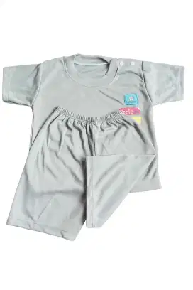 Setelan baju bayi bahan katun lembut dan nyaman di pakai